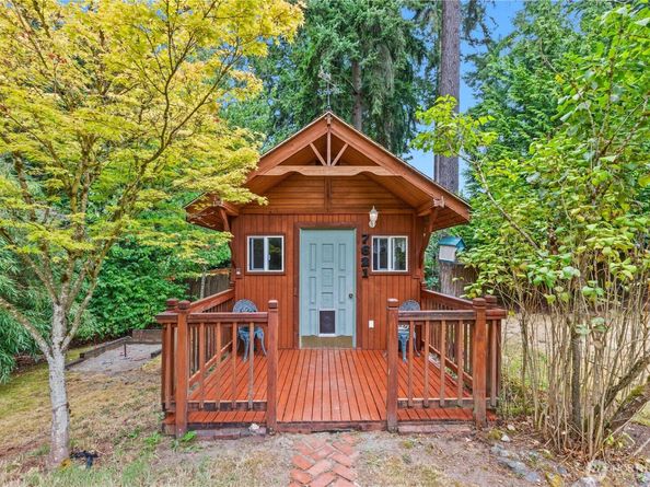 7621 NE 205th Street, Kenmore WA 98028
