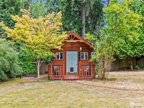 7621 NE 205th Street, Kenmore WA 98028