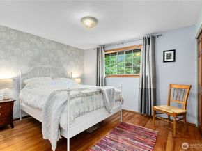 7621 NE 205th Street, Kenmore WA 98028