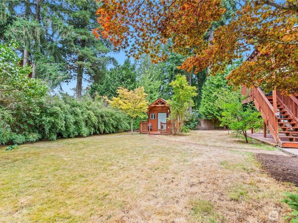 7621 NE 205th Street, Kenmore WA 98028