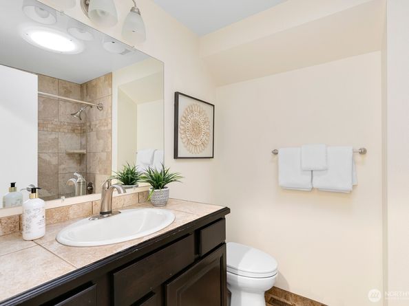11404 NE 103rd Street, Kirkland WA 98033