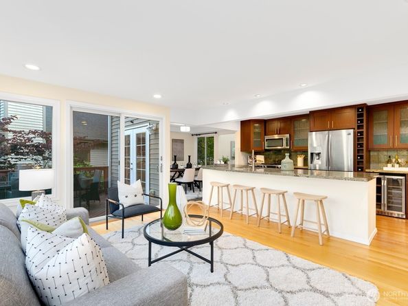 11404 NE 103rd Street, Kirkland WA 98033
