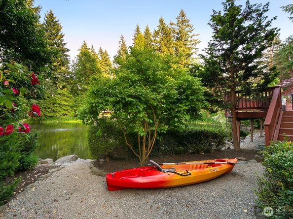 11404 NE 103rd Street, Kirkland WA 98033