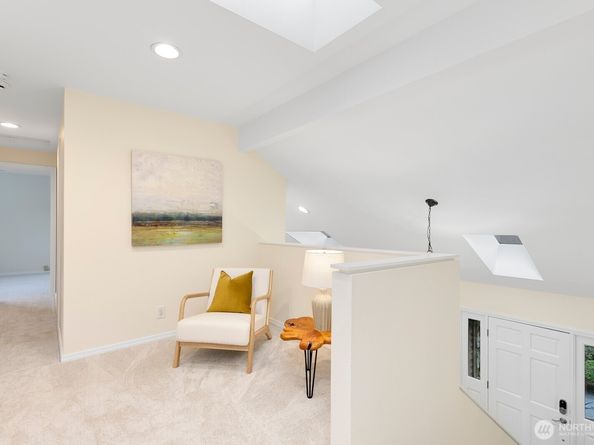 11404 NE 103rd Street, Kirkland WA 98033