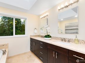 11404 NE 103rd Street, Kirkland WA 98033