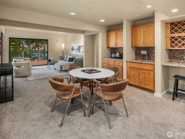 27515 SE 154th Place, Issaquah WA 98027
