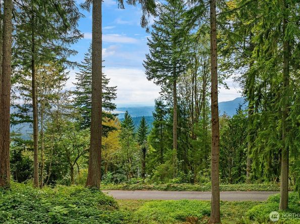 27515 SE 154th Place, Issaquah WA 98027