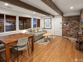 27515 SE 154th Place, Issaquah WA 98027