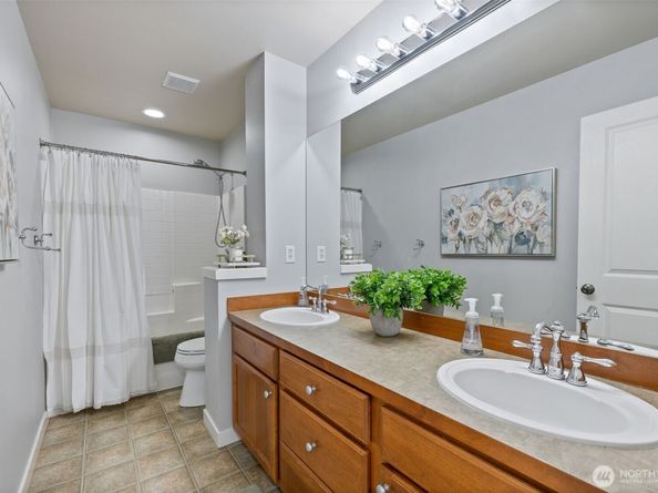 4005 167th Place SE, Bothell WA 98012