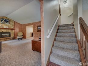 1700 NW Marmot Ct, Silverdale WA 98383