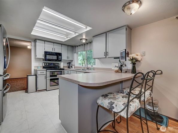 1700 NW Marmot Ct, Silverdale WA 98383