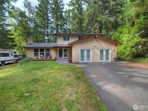 1700 NW Marmot Ct, Silverdale WA 98383