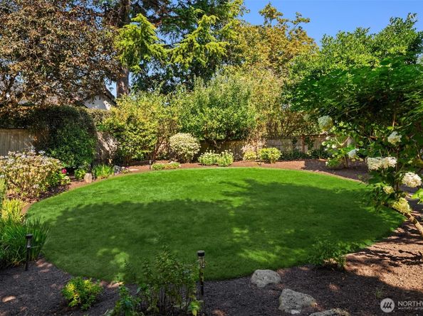6420 NE 60th Street, Seattle WA 98115