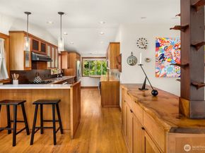 6420 NE 60th Street, Seattle WA 98115