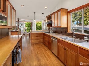 6420 NE 60th Street, Seattle WA 98115