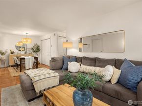 215 9th Street D102, Kirkland WA 98033