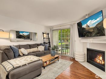 215 9th Street