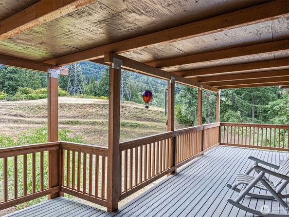 16824 266th Avenue SE, Issaquah WA 98027