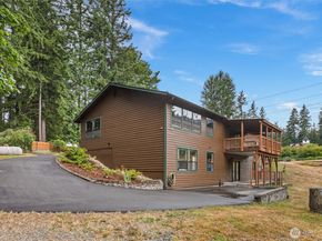 16824 266th Avenue SE, Issaquah WA 98027