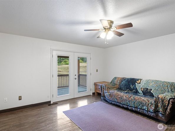 16824 266th Avenue SE, Issaquah WA 98027