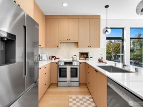2035 NW 61st Street B, Seattle WA 98107