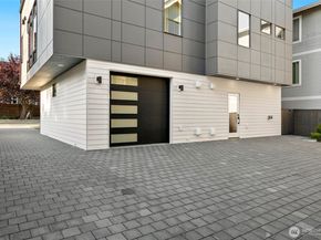 2035 NW 61st Street B, Seattle WA 98107