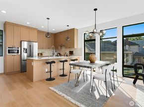 2035 NW 61st Street B, Seattle WA 98107