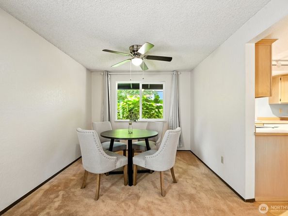 17828 Larch Way, Lynnwood WA 98037