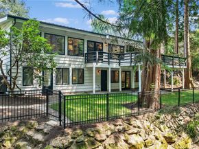 3227 103rd Place NE, Bellevue WA 98004
