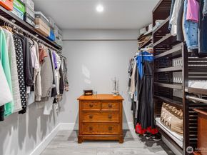 3227 103rd Place NE, Bellevue WA 98004