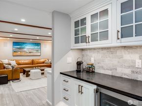 3227 103rd Place NE, Bellevue WA 98004