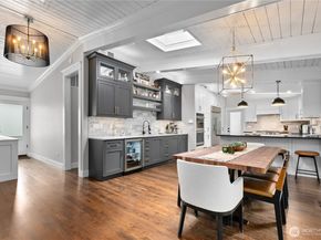 3227 103rd Place NE, Bellevue WA 98004