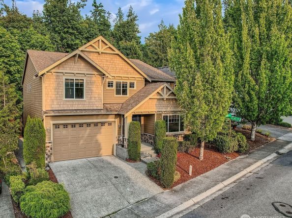 16200 Parkside Way SE, Renton WA 98058