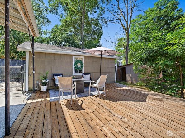 10743 14th Avenue SW, Seattle WA 98146