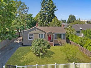 10743 14th Avenue SW, Seattle WA 98146