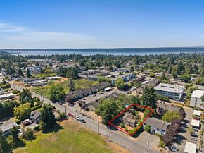 10743 14th Avenue SW, Seattle WA 98146