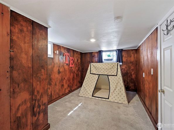 10743 14th Avenue SW, Seattle WA 98146