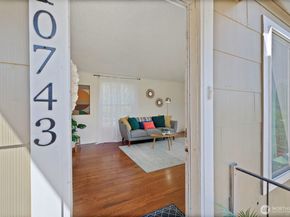10743 14th Avenue SW, Seattle WA 98146