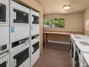 31003 14th Avenue S E14, Federal Way WA 98003