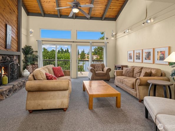 31003 14th Avenue S E14, Federal Way WA 98003