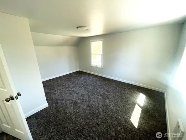 12034 68th Avenue S, Seattle WA 98178