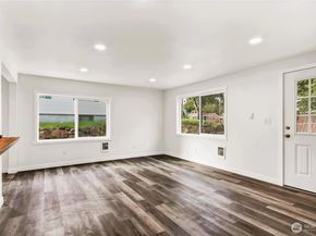 12034 68th Avenue S, Seattle WA 98178