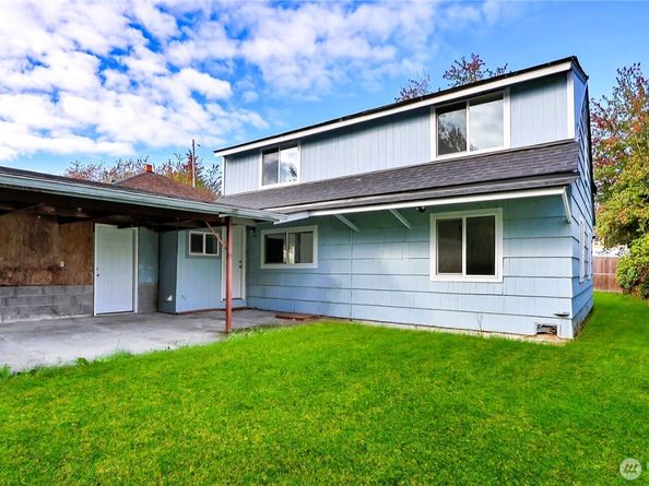 12034 68th Avenue S, Seattle WA 98178
