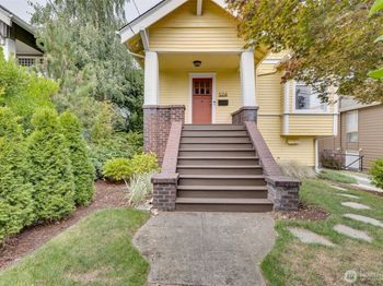 324 NE 50th Street