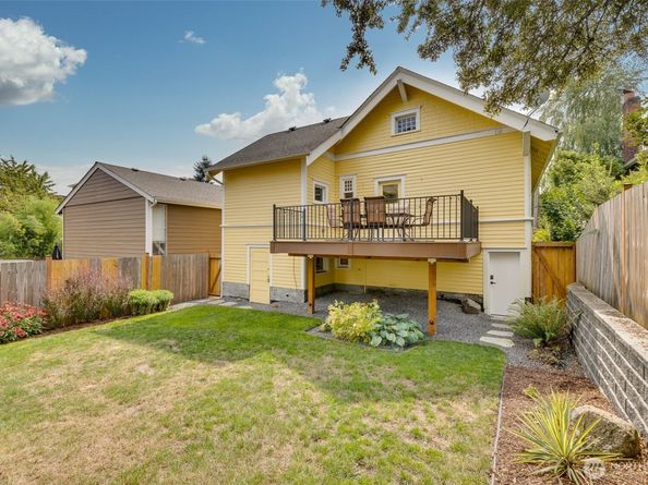 324 NE 50th Street, Seattle WA 98105