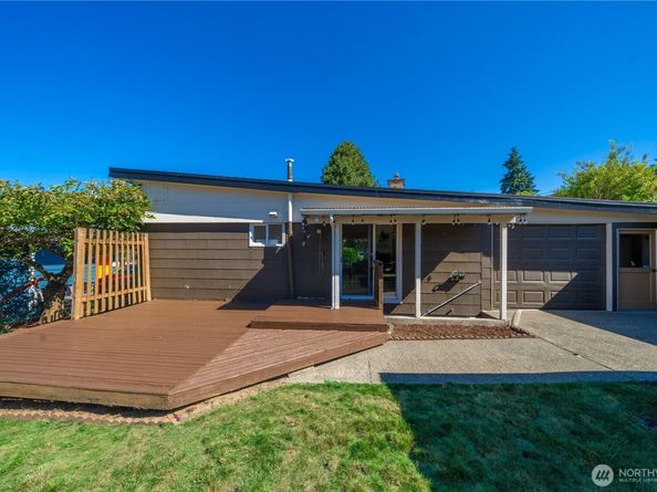 2209 NE 9th Street, Renton WA 98056