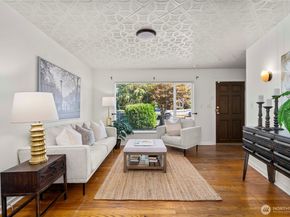 2209 NE 9th Street, Renton WA 98056