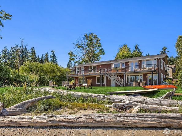 10809 NE West Kingston Road, Kingston WA 98346
