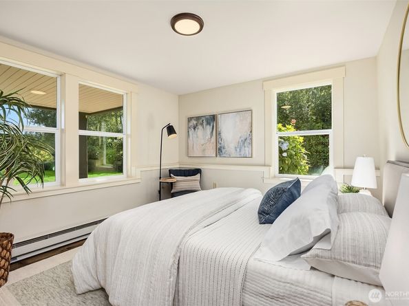 10809 NE West Kingston Road, Kingston WA 98346