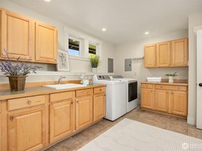 10809 NE West Kingston Road, Kingston WA 98346